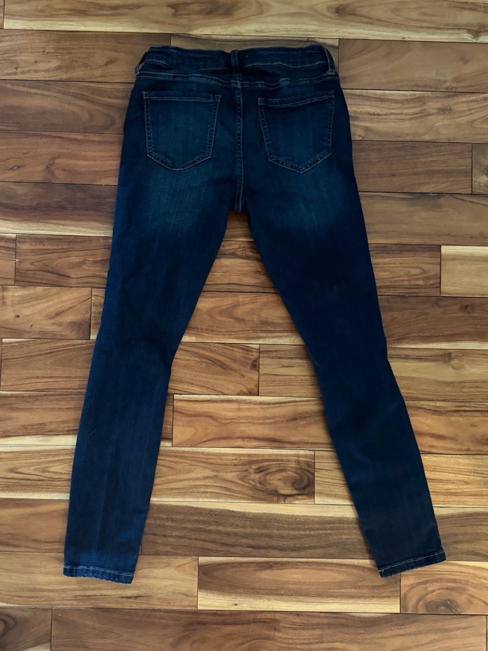 Fashion Nova 5 Cropped Distressed Skinny Y2K Stretch Dark Wash Denim Jeans - Picture 3 of 6